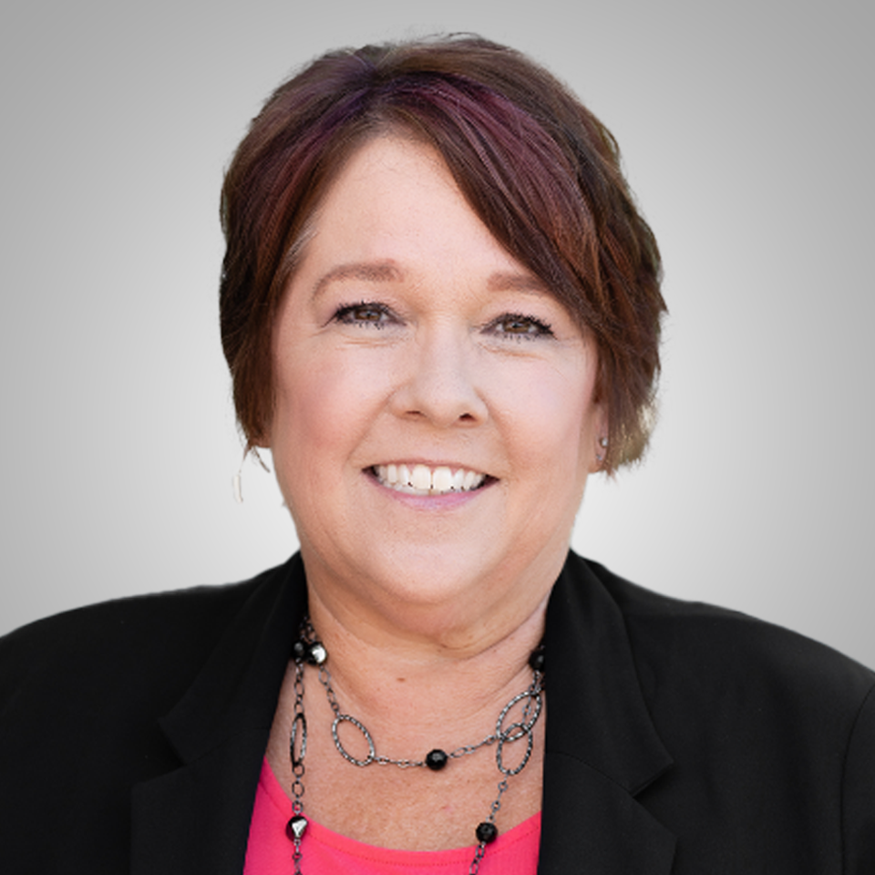 Headshot of Paula Pesut